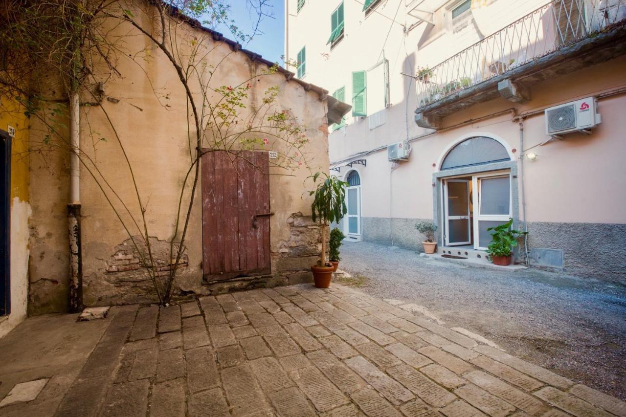Rock & Wood - Apartment & Room La Spezia Exterior photo